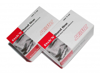 Etch`N`Bond One - светоотверждаемая, самопротравливающая адгезивная система VII поколения